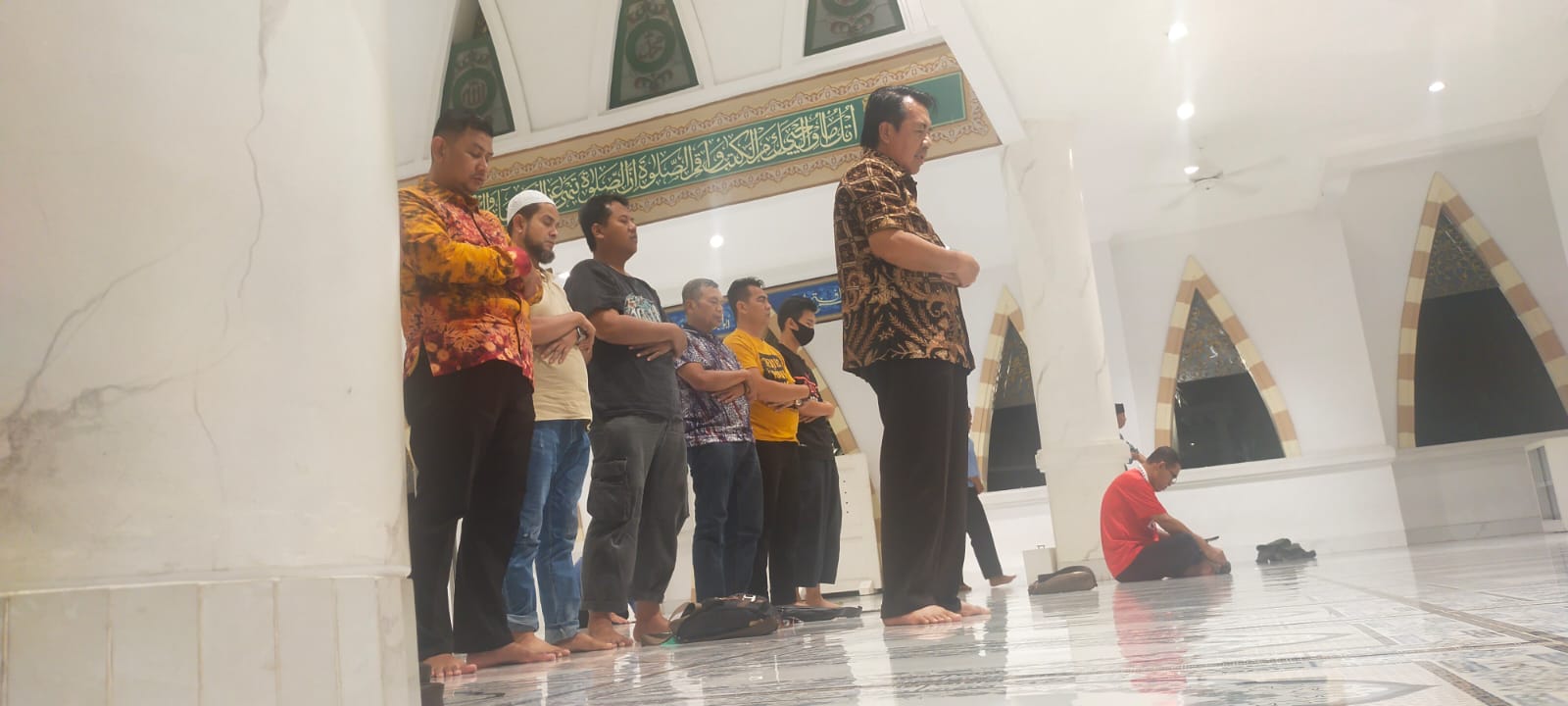 Foto: Momen Ketua MA M. Syafruddin Jadi Imam Salat