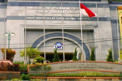 Foto Gedung Rektorat UIN Jakarta