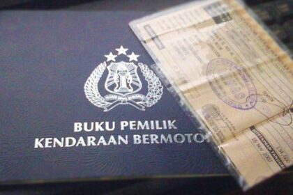 Ilustrasi BPKB dan STNK Motor