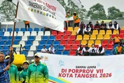 Benyamin Davnie pada Acara penutupan perhelatan Porprov ke-VI Banten