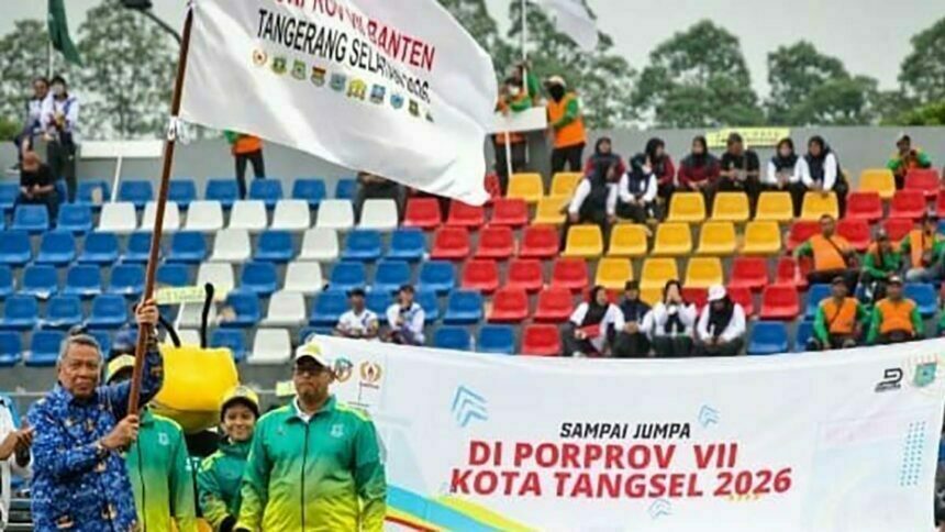 Benyamin Davnie pada Acara penutupan perhelatan Porprov ke-VI Banten