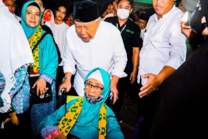 Benyamin Davnie Lepas Calhaj Asal Kota Tangerang Selatan (Source: Fajarpos.com)