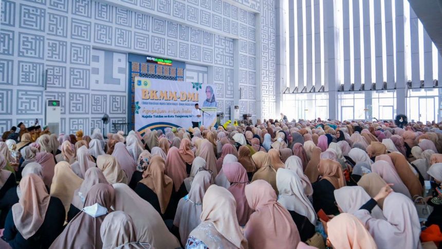 Benyamin Davnie Saat Hadiri Pengajian Gabungan Majelis Taklim se-Tangsel