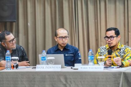 Wakil Wali Kota Tangsel Pilar Saga Ichsan Saat Mejelaskan Soal Pengendalian Inflasi di Kota Tangerang Selatan