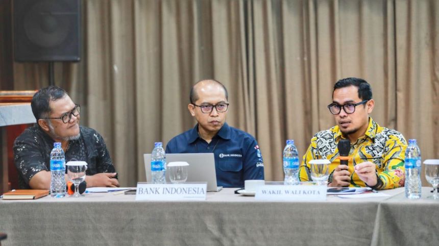 Wakil Wali Kota Tangsel Pilar Saga Ichsan Saat Mejelaskan Soal Pengendalian Inflasi di Kota Tangerang Selatan