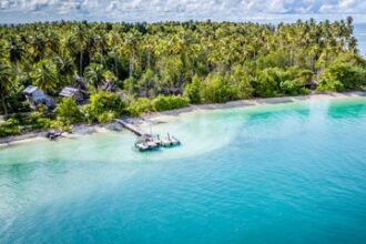 Desa Muntei di Kepulauan Mentawai