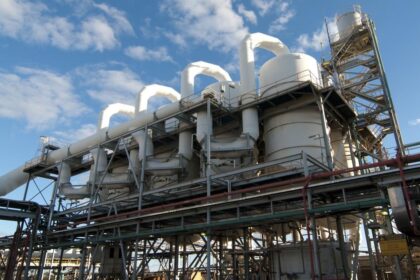 Keberedaan Smelter Nikel Pada Lingkungan Strategis
