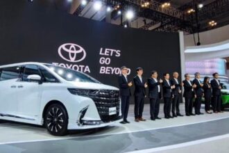 Toyota Alphard Hybrid