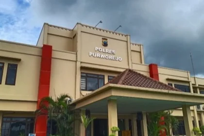 Kapolres Purworejo Dicopot