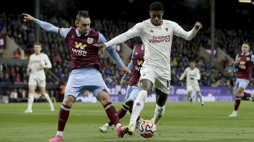 Marchus Rashford Alami Kecelakaan Mobil