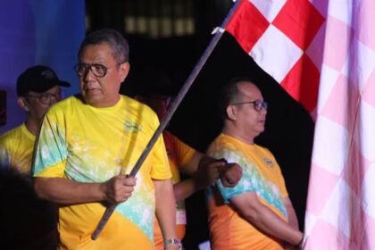 Wali Kota Tangerang Selatan Benyamin Davnie saat Menghadiri Tangsel Marathon 2023