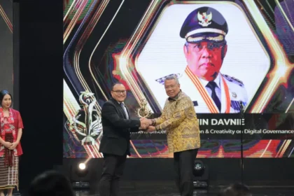 Benyamin Davnie