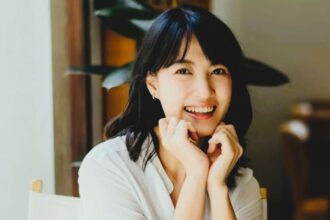 Ilustrasi Seseorang memiliki Sikap Humble atau Rendah Hati
