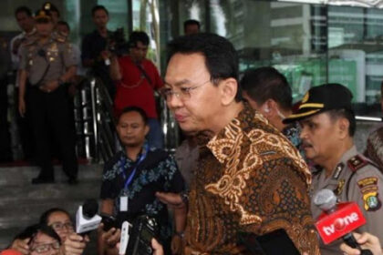 KPK Periksa Ahok