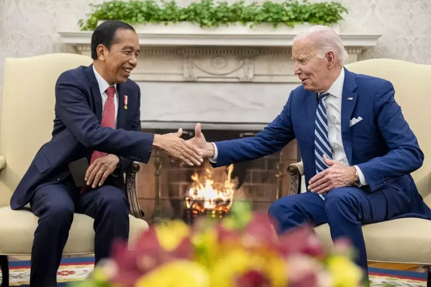 Presiden Jokowi Ajak Biden Untuk Hentikan Perang di Gaza