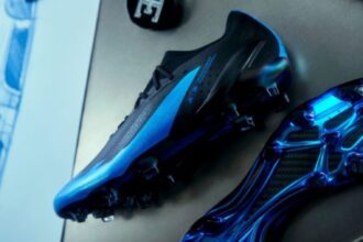 Sepatu Bola Adidas dan Bugatti