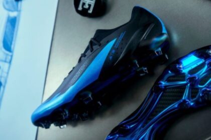 Sepatu Bola Adidas dan Bugatti
