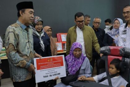 Pilar Bersama Kemensos, BNPB, dan DPR RI Serahkan Bantuan Sosial Kepada Masyarakat