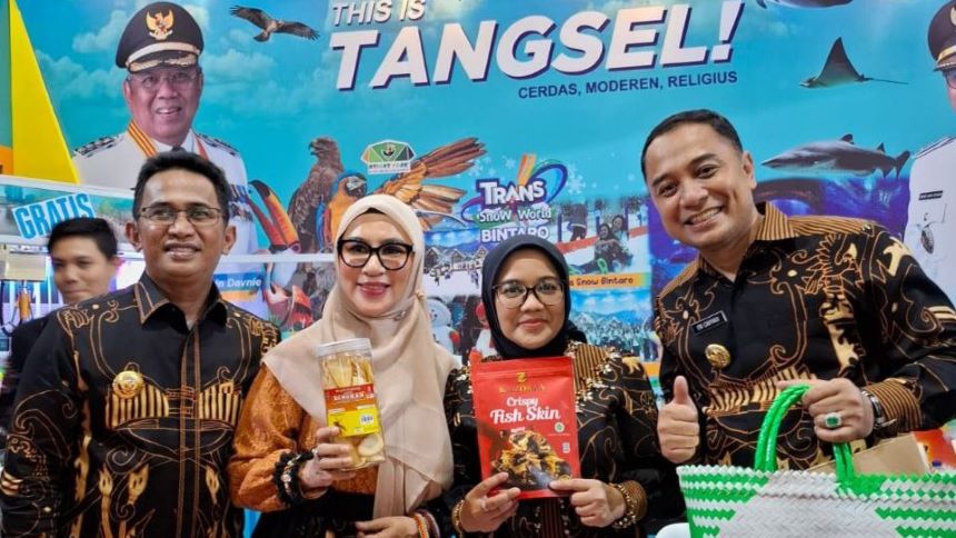 Booth Paviliun dari Pemerintah Kota Tangsel di Rapat Kerja Nasional (Rakernas) ke-XVII Asosiasi Pemerintah Kota Seluruh Indonesia (Apeksi) tahun 2024 yang digelar dari 4-6 Juni 2024, di BSCC Dome, Balikpapan