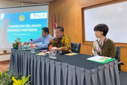 Dokumentasi: Direktorat Kurikulum, Sarana, Kelembagaan, dan Kesiswaan Madrasah pada Direktorat Jenderal Pendidikan Islam saat menerima kedatangan dua relawan pengajar native speaker Bahasa Jepang dari The Japan Foundation
