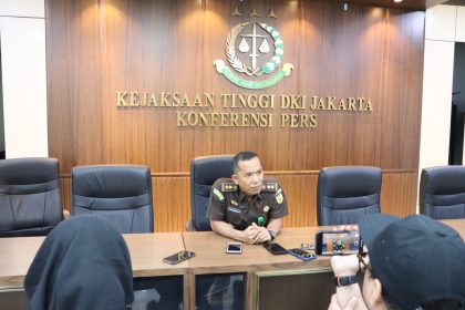 Kepala Seksi Penerangan Hukum (Kasi Penkum) Kejati Jakarta, Syahron Hasibuan