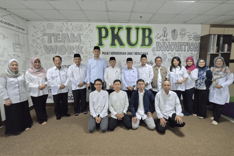 Khusus Menteri Agama Republik Indonesia, Gugun Gumilar menghadiri kegiatan revitalisasi program kerja tahun 2025 yang digelar oleh Pusat Kerukunan Umat Beragama (PKUB).