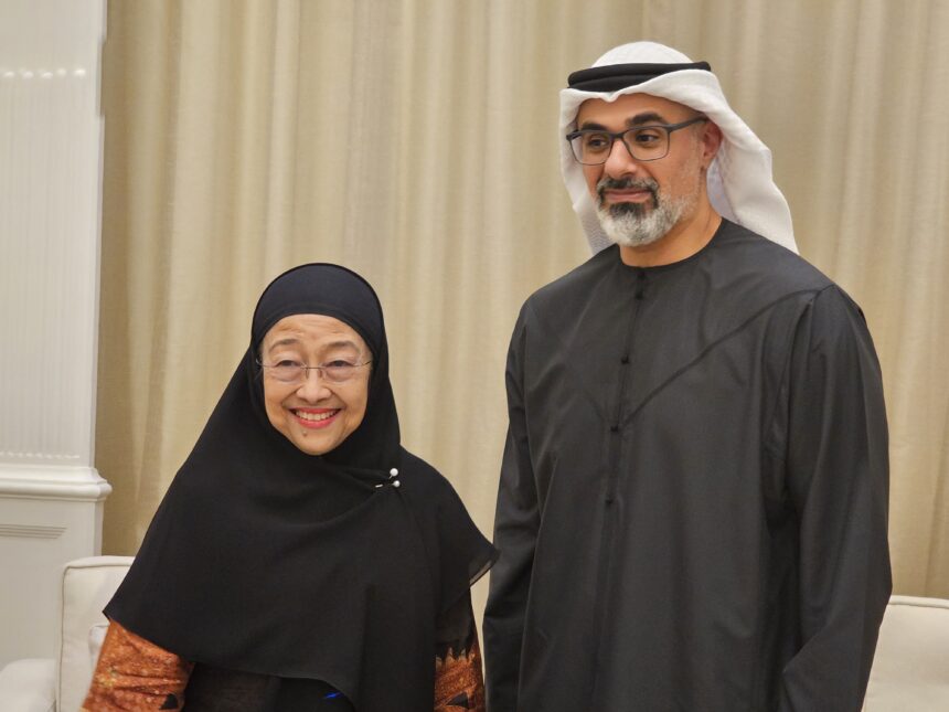 Presiden ke-5 RI Megawati Soekarnoputri bertemu Putra Mahkota Abu Dhabi, Uni Emirat Arab (UEA), Sheikh Khaled Bin Mohamed Bin Zayed Al Nahyan