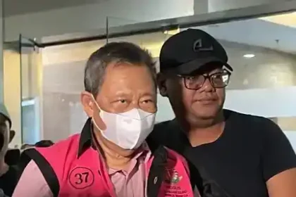 Hendry Lie