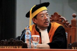 Eks Hakim Agung Sultoni Mohdally