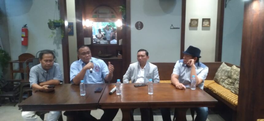 Diskusi dengan tema Tenaga Kerja Asing Ilegal di bilangan Kebayoran Baru, Jaksel, Senin (26/5/2025).